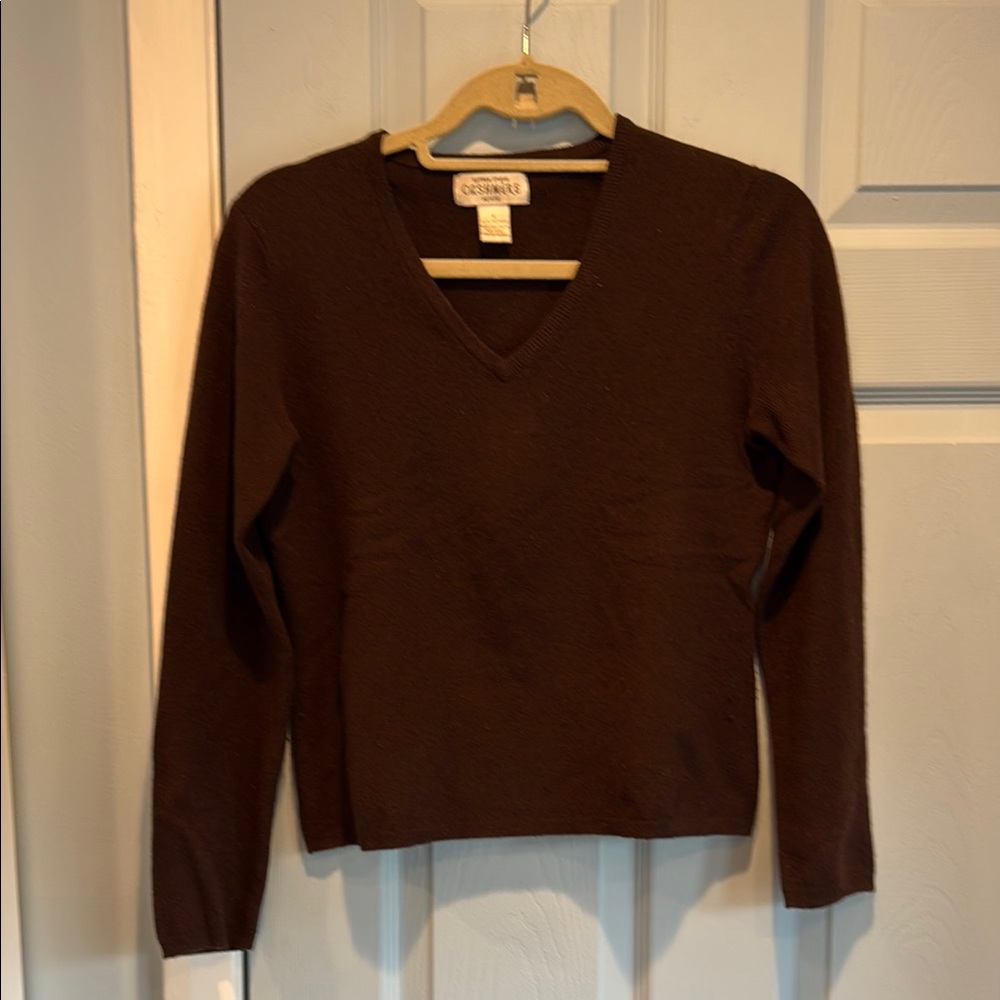 Sutton Studio CASHMERE petite Brown V-Neck Sweater